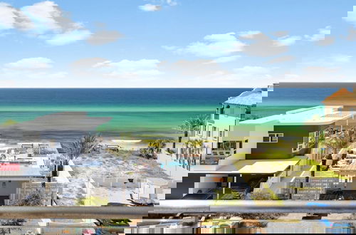 Photo 58 - Luxurious Penthouse Condo With Stunning Gulf Views! #402 Viridian In Seagrove 5br Sleeps 12 5 Bedroom Condo by RedAwning