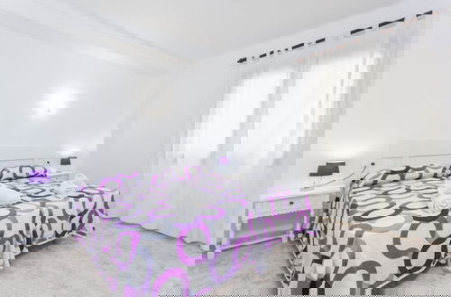 Photo 3 - Charming Apartment for Stay