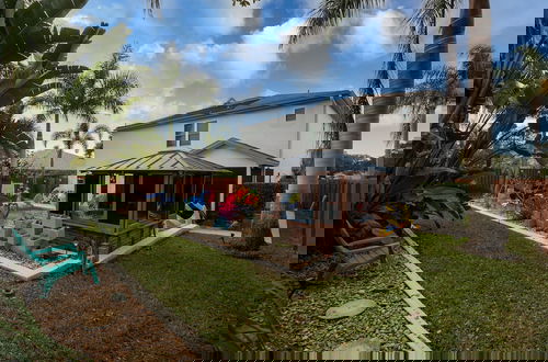 Foto 64 - Gorgeous Urban Oasis W/hot Tub, Heated Pool And Private Movie Theater 3 Bedroom Home by RedAwning