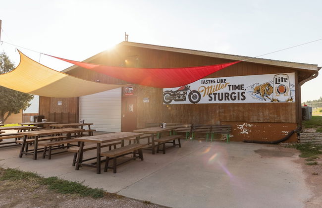 Black Hills Station - Photo 10