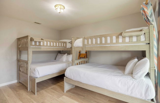 Mendel Manor by Avantstay Walk to Beach! Large Deck + Patio - Foto 6