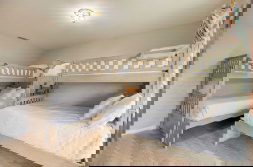 Foto 6 - Mendel Manor by Avantstay Walk to Beach! Large Deck + Patio