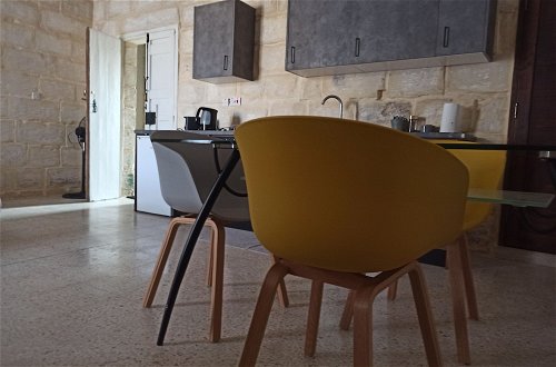 Photo 16 - Beautiful Studio Apartment in Qormi, Malta