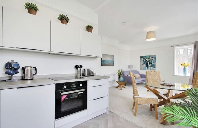Stunning 2-bed Apartment in Tunbridge Wells - Foto 7