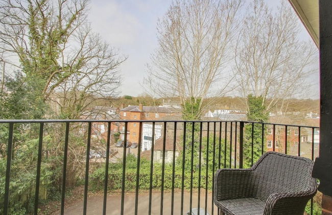 Stunning 2-bed Apartment in Tunbridge Wells - Foto 16