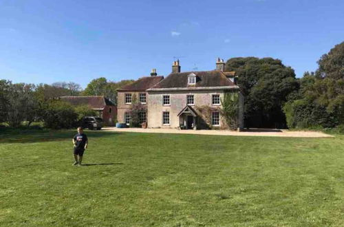 Photo 23 - Manor House Moreton - Entire Holiday Home