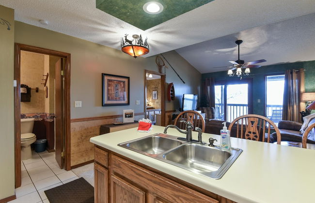 Westcreek Lodge @ Notch-vaulted Ceilings, 2 Pools, Private Lake, 1 Mile to Sdc! - Foto 21