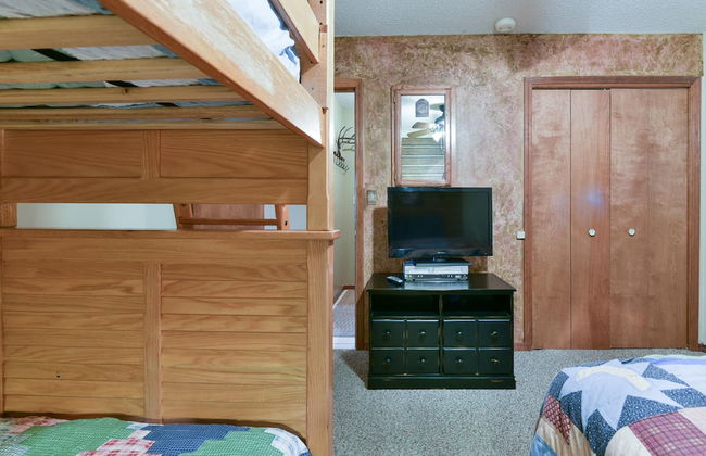 Westcreek Lodge @ Notch-vaulted Ceilings, 2 Pools, Private Lake, 1 Mile to Sdc! - Foto 12