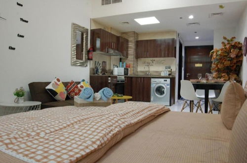 Photo 3 - Stunning Studio Apartment in Dubai City, UAE