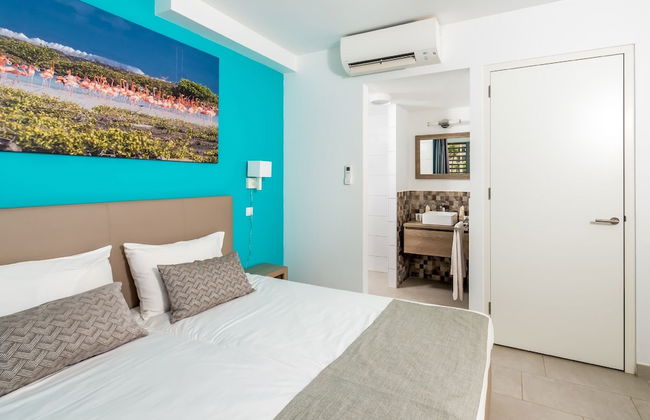 Delfins Residences - Photo 4