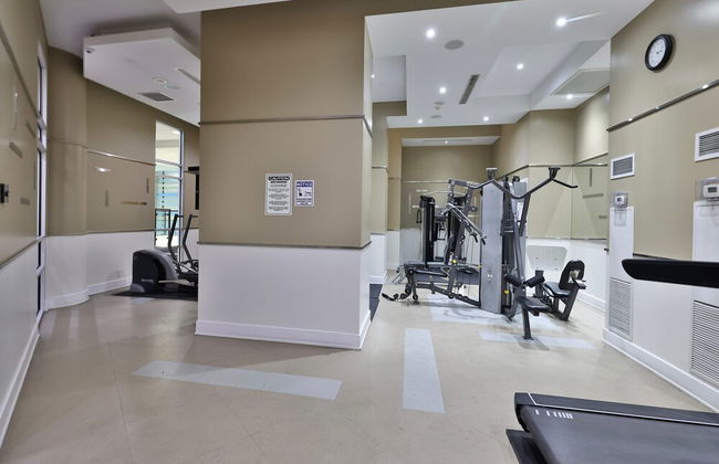 Grand Royal Condos -Mississauga SQ One - Foto 24