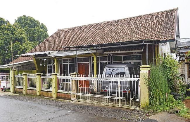 Hotel O Eco Tourism Desa Cipada Bukit Senyum Homestay Syariah - Foto 31