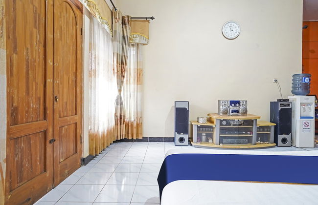 Hotel O Eco Tourism Desa Cipada Bukit Senyum Homestay Syariah - Foto 14