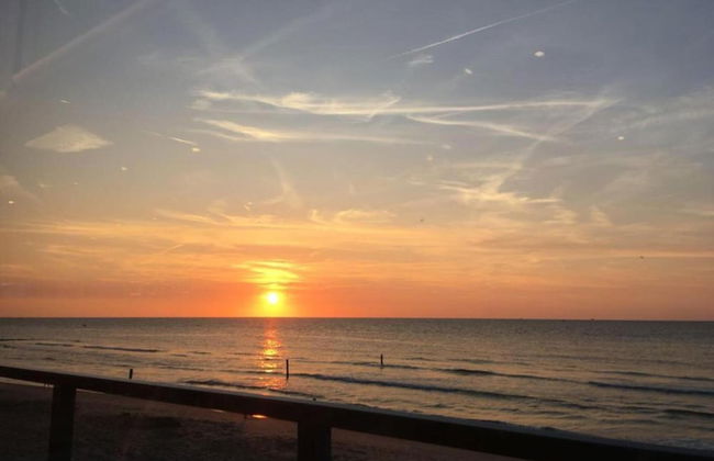 Chalet in Oostkapelle Near the Beach - Foto 39