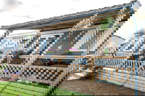 Foto 1 - Amazing Chalet in Oostkapelle With Garden