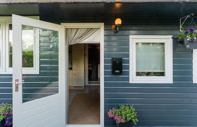 Lovely Wooden Chalet With Garden in Reutum - Foto 2
