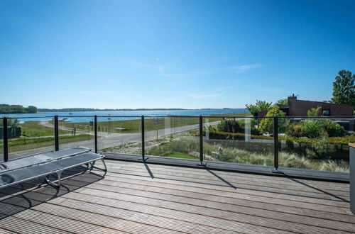 Photo 15 - Modern Villa With Lake Veere Views