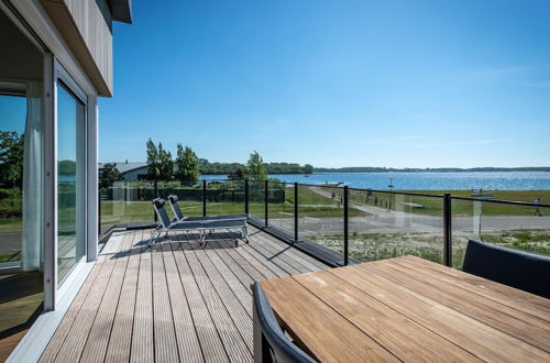Photo 13 - Modern Villa With Lake Veere Views