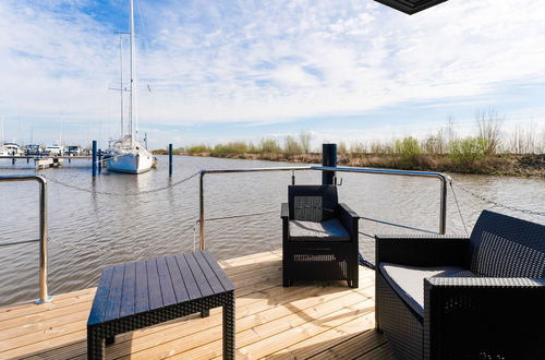 Foto 22 - Beautiful Houseboat in Marina of Volendam