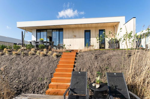 Photo 35 - Family Villa With Garden and Jetty