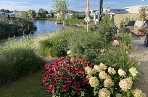 Photo 33 - Family Villa With Garden and Jetty