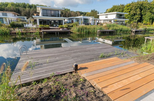 Foto 38 - Beautiful Water Villa in Harderhaven With a Jetty