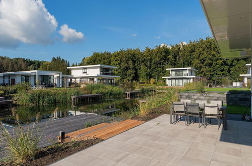 Photo 22 - Beautiful Water Villa in Harderhaven With a Jetty