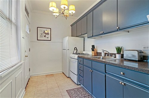 Foto 7 - 2BR Bustling & Lively Apt in Lake View