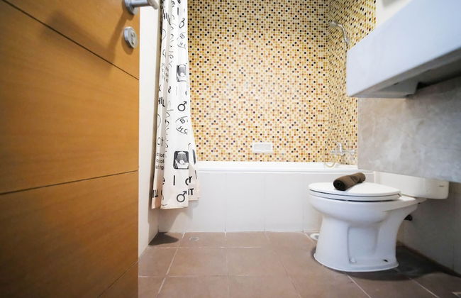 Spacious 3Br Apartment Connected To Cito Mall At Aryaduta Residence Surabaya - Foto 20