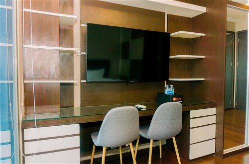Photo 10 - Homey And Minimalist Studio Room At Gp Plaza Apartment