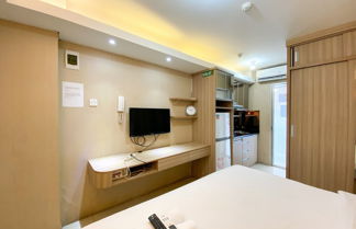 Photo 3 - Cozy And Comfy Studio At Bassura City Apartment