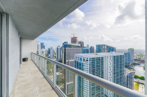 Foto 14 - Wonderful 2 Condo at Icon Brickell WPool