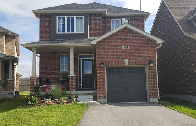 Stunning - Basement Apt in Barrie - Photo 1