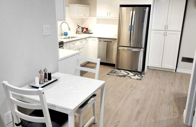 Stunning - Basement Apt in Barrie - Photo 8