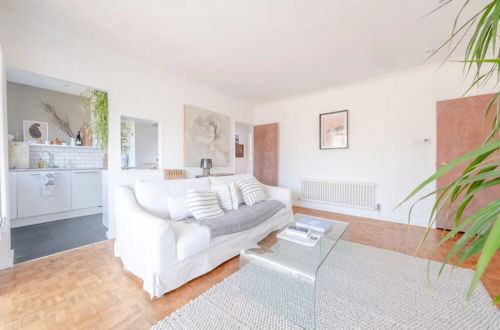 Photo 25 - Peaceful 2 Bedroom Flat With Roof Terrace - Hackney