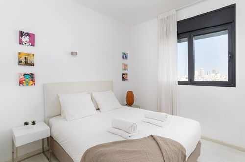 Photo 4 - Bat Yam Luxury with Terrace & Sea View