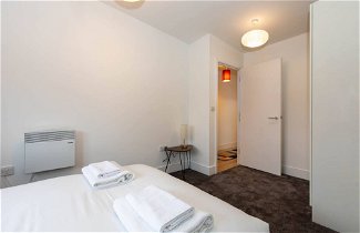 Photo 2 - Lovely 1 Bedroom Flat Overlooking Canal in Hackney