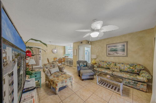 Photo 8 - Cozy Condo on the White Sand Beach With Pool