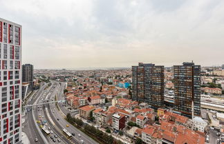 Foto 2 - Modern Flat With Fantastic City View in Kadikoy