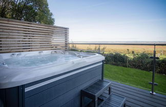 Photo 3 - The Rhossili Bay Secret - 1 Bed Cabin - Landimore