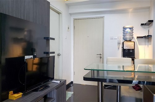 Photo 12 - Nice And Cozy Living 2Br Apartment At Green Bay Pluit