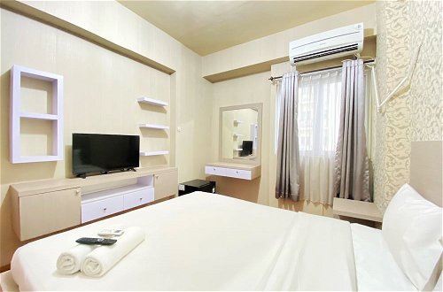 Photo 3 - Relaxing Studio Room At Suites @Metro Apartment