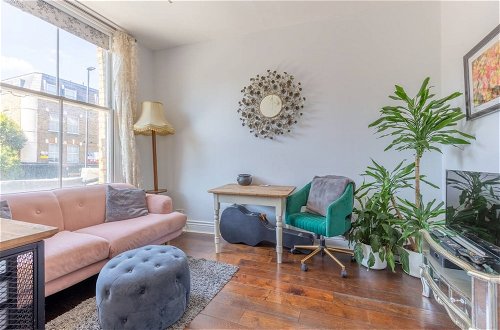Photo 13 - Cheerful 1 Bedroom Flat in the Heart of North London