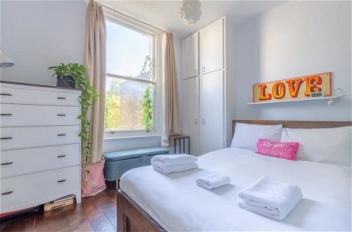 Photo 5 - Cheerful 1 Bedroom Flat in the Heart of North London