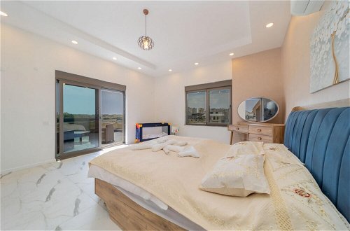 Foto 20 - Luxury Villa With Private Pool Close to Lara Beach