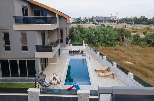 Foto 5 - Luxury Villa With Private Pool Close to Lara Beach