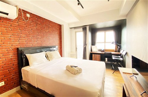 Foto 5 - Comfort Studio Room At Mekarwangi Square Cibaduyut Apartment