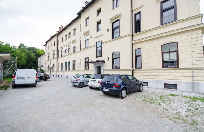 Apartment for four with free parking - Foto 8