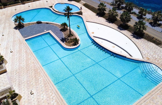 Peaceful Home With hot tub and 2 Communal Pools - Foto 3