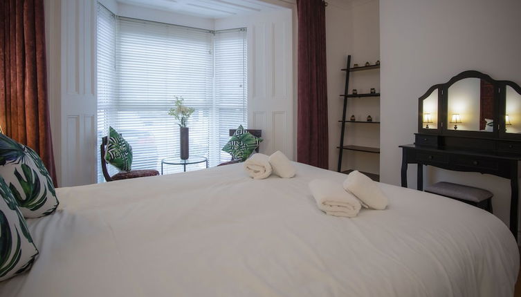 Photo 1 - Langland Road - 1 Bedroom - Mumbles